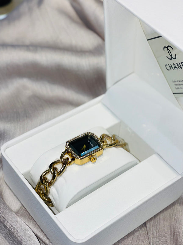 ساعة CHANEL